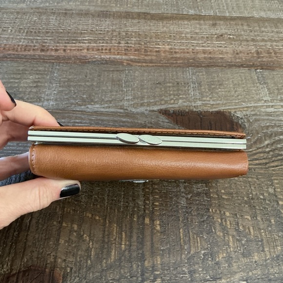 ZJMD Brown Leather Mexican Made Wallet Kiss Lock Clasp - Picture 4 of 6